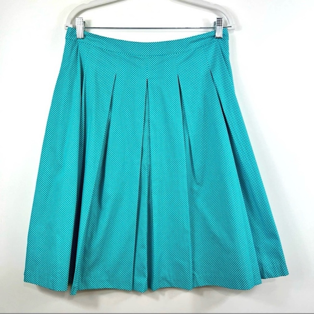 Talbots Pleated Skirt | 8 | teal blue w/ white polka dots